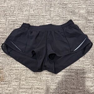 lululemon athletica Black Women's Hotty Hot Shorts